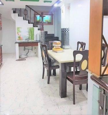 Bán nhà Hoàng Việt, Tân Bình, 40m2, 3 tầng, giá 🔥 chỉ 3,4 tỷ.