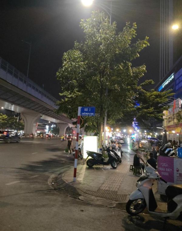 Bán Nhà mặt phố 115m²