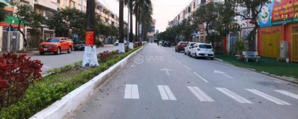 BÁN LIỀN KỀ TÂN TÂY ĐÔ 91.5M2 MẶT ĐƯỜNG KINH DOANH 27M (sdt liên 🏚️ hệ: 09154*****)