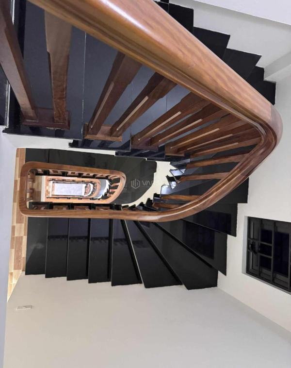 Bán nhà tt39 văn phú, trục chính 🏘️ kđt văn phú, vỉa hè rộng, 70m2, giá chỉ 18 tỷ