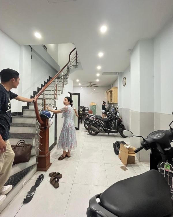 Bán nhà cổ 🏣 nhuế 35m² 5 tầng mặt tiền 4m giá 9.6 tỷ bắc từ liêm