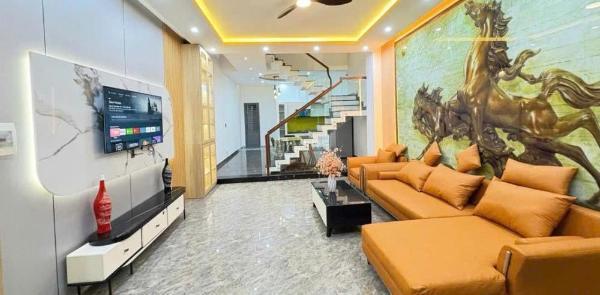 🔱 bán nhà đẹp 3 tầng trục đường lê thanh 🏠 nghị - trung tâm hải châu.