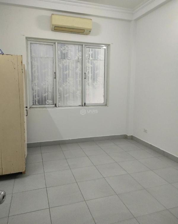 Chủ cần bán Nhà trong hẻm 90m²