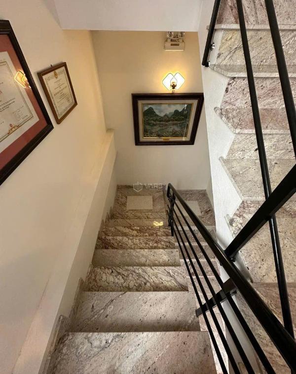 Cần bán Nhà trong hẻm 160m²