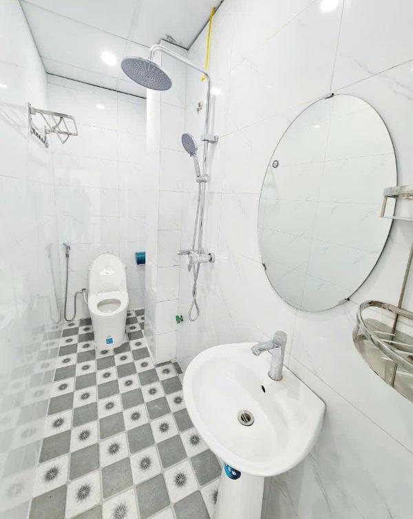 Chủ cần bán Nhà mặt phố 57m²