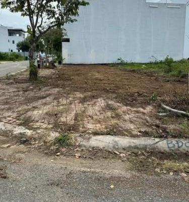 Bán Đất nền riêng lẻ 100m²