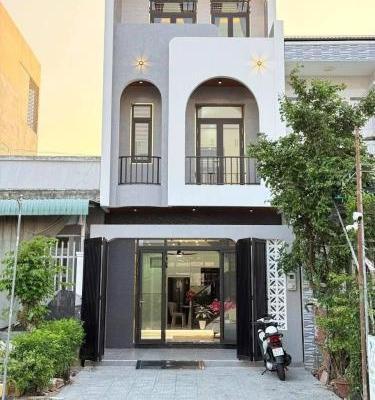 Chủ cần bán Nhà trong hẻm 85m²