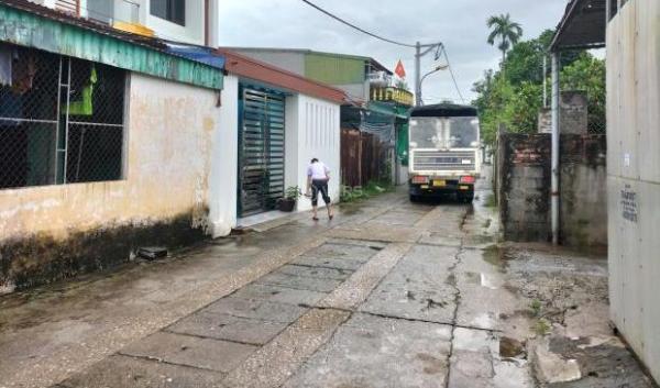 Chủ cần bán Nhà trong hẻm 102m²