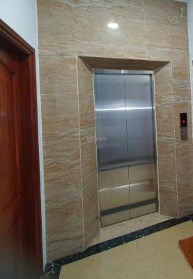 Cho thuê Nhà 🌊 KD, VP, Nhà Hàng, Nguyễn Chánh; vỉa hè 101m2* 4T- 30 Tr