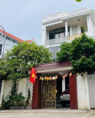 Bán Nhà mặt phố 100m²