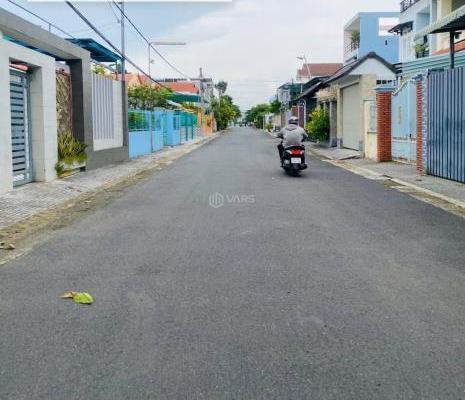 Bán 👍 gấp lô đất sổ riêng ph tân phong 62m2 giá 2 tỷ 400