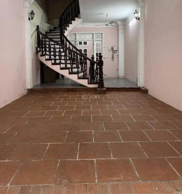 Cho thuê nhà ô tô, vp, kd Kim Mã, Ba 🏤 Đình, 70m2, 3 tầng, 25tr