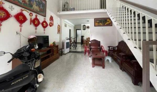 Chủ cần bán Nhà mặt phố 72m²