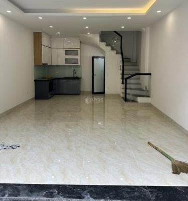 🔥🔥🔥 NHÀ MỚI KÍNH KOONG – 👍 MẶT TIỀN QUYỀN LỰC – THÔNG SỐ VÀNG – Ô TÔ VÀO NHÀ – SỔ HOA HẬU