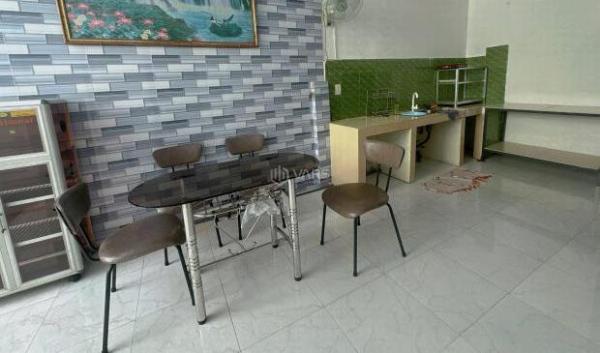 Cần bán Nhà trong hẻm 200m²