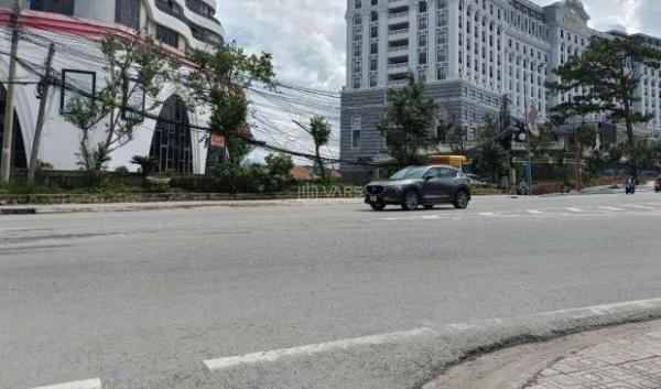 Bán Đất 🏣 3 Mặt Tiền Đường Lê Văn Tám – Phường 10, Tp. Đà Lạt – Vị Trí Kim Cương