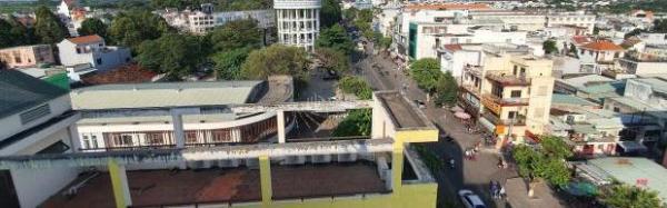 Bán nhà mặt tiền đường 30 tháng 04; 1 hầm 6 lầu sổ hồng hoàn công 700m2 sàn giá 🏡 20 tỷ