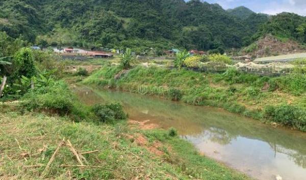 🔥BÁN ĐẤT MỘC CHÂU - 4400M - 400M THỔ CƯ - BÁM SUỐI - NGAY RỪNG THÔNG BẢN 💥 ÁNG