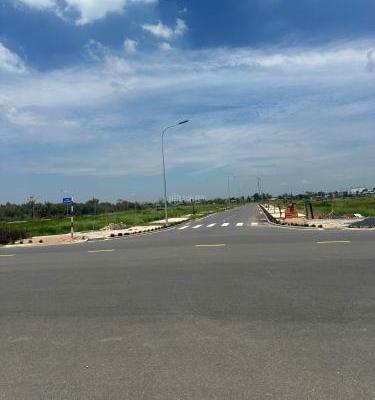 Bán Lô đất E.city Tân Đức Liền Kề Khu Tái 🏣 Định Cư Tân Đức - Đường Xe Hơi Tới Chổ