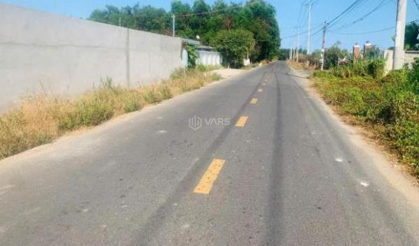 🌿 XẢ LÔ ĐẤT 🏬 NHÀ VƯỜN – TRUNG TÂM THỊ TRẤN PHƯỚC HẢI 🌿