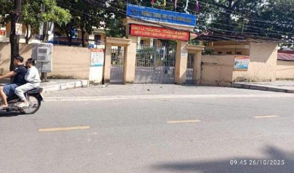 Phố Kim Thiều Hương Mạc 125m, mặt tiền 5.3m, giá chỉ 🏡 2.7 tỷ.