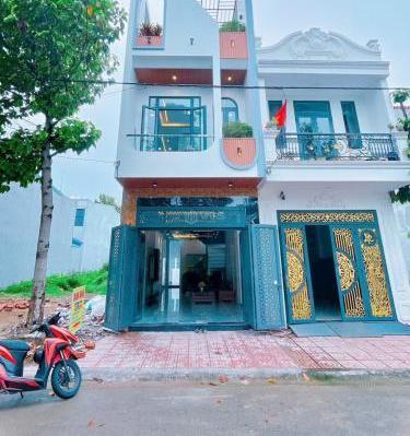 Bán nhà 1 Trệt 2 Lầu 81m2 sổ riêng hoàn công (P. Tân Hạnh) chỉ 4,3 🏡 tỉ