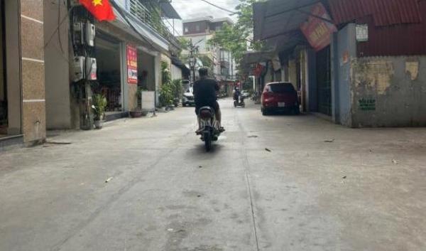 💦🌹 CẦN BÁN LÔ ĐẤT - PHÙ KHÊ - TỪ SƠN - BẮC NINH 👉 Dt : 70m 🏡 👉 Giá : 2tyxx 📕 Sổ Đỏ Gi