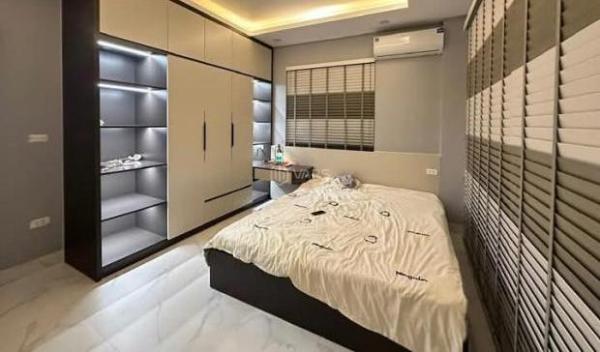 Bán nhà ngõ Trại Cá. Hai Bà Trưng DT55m x 5T. Mặt tiền 8.6m. 🔥 Lô góc