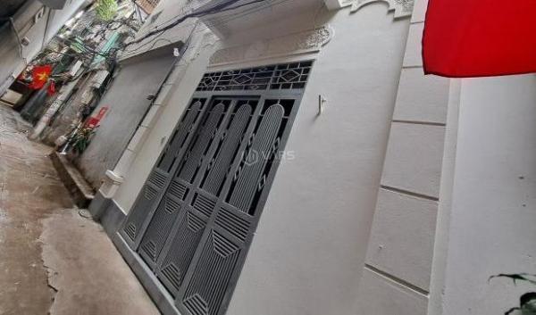 Bán Nhà 93 Hoàng Mai 28M x 🔥 5T, MT: 5,1M Chỉ 6,8 Tỷ. Ngõ Thông, Nhà Dân Xây