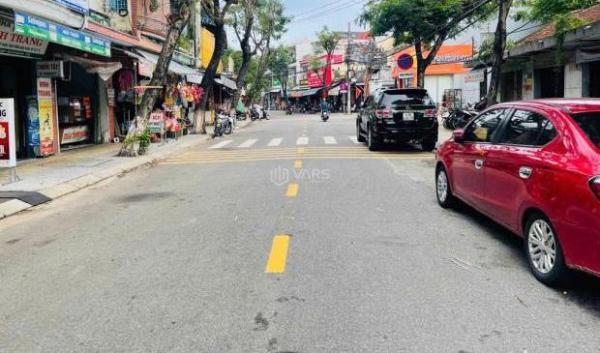 Bán đất 🏠 tặng nhà MT Nguyễn Phan Vinh _ Sơn Trà_ 105m2 _ 9.2 tỷ.