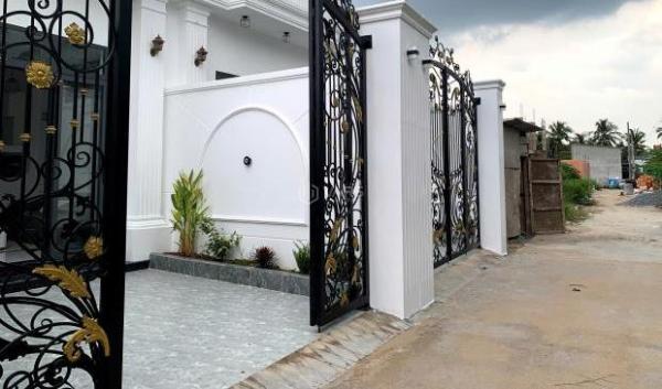 NHÀ MỚI 👍 XÂY GẦN CHỢ MỸ PHONG NGÃ TƯ CHÀ SÁU ĐƯỜNG XE Ô TÔ 7 CHỖ