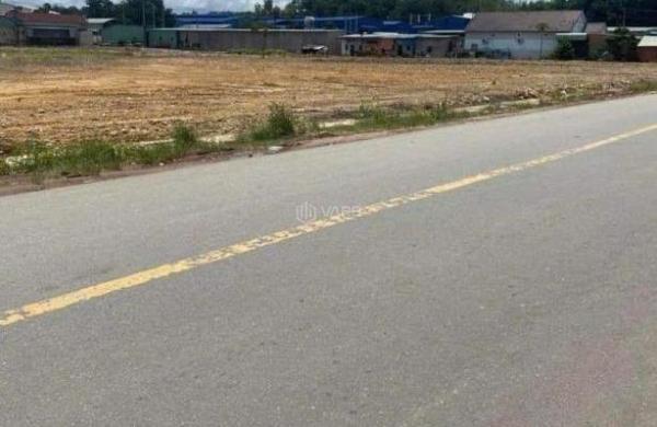 KẸT TIỀN BÁN NHANH 1023M2 ĐẤT NGAY KCN ĐANG HOẠT 🔥 ĐỘNG DÂN CƯ ĐÔNG. GIÁ 190TR