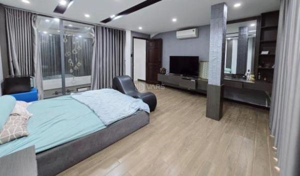 MẶT TIỀN ĐƯỜNG NGAY CẦU CHỮ Y - GIÁP Q1 - 4 TẦNG BTCT 56M2 - 9.5 🏤 T