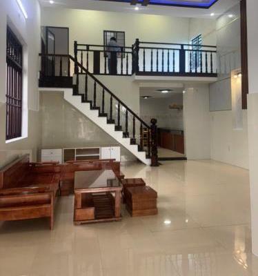 Sở Hữu Nhà Đẹp Hoà Xuân – 2 Tầng, 3PN, Ô Tô Đỗ 🏢 Sân – 2.X Tỷ