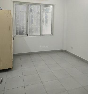 Bán gấp giá rẻ căn hộ tập thể, Giải Phóng 11m/50m, tầng1, mặt tiền 3.4m, 🏡 2.07 tỷ Hoàng