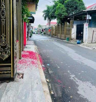 Cần Bán Gấp Biệt Thự Ngang 🆘 10M x 25M ngay khu biệt thự ngay Chợ Trại Bò P. Long Bình