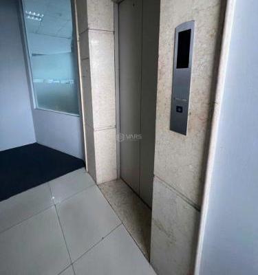 cho thuê nhà 👍 hai cửa đi, mới, Hoàng Cầu, 100m2x 4T vỉa hè 32 Tr