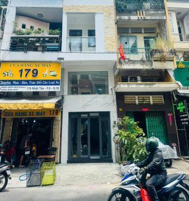 🔥 BÁN NHÀ MẶT TIỀN KINH DOANH NHẬT TẢO – P8, QUẬN 10 – FULL 🏠 NỘI THẤT – GIÁ 10.8 tỷ 🔥