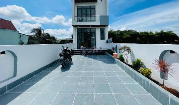 Bán nhanh căn 🏦 nhà 1 lầu 1 trệt sổ hồng riêng, 193m2 3 phòng ngủ