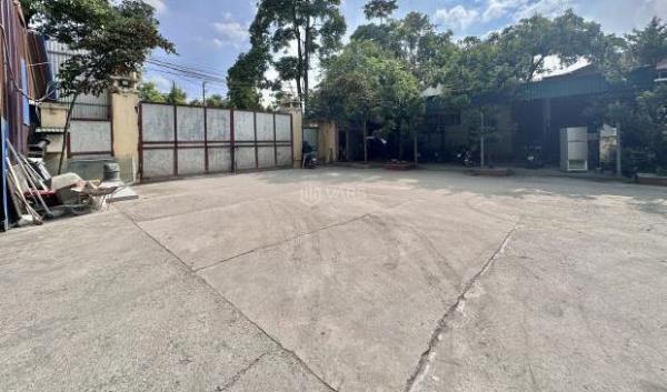 555m 🏦 kho xưởng khu vực Đức Giang cần cho thuê, container ra vào