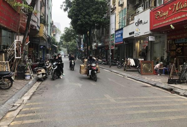 Mặt 🏢 phố hà đông - 1x tỷ nhỉnh nhỏ - dt 40m2 x 4 tầng vỉa hè rộng kd sầm uất