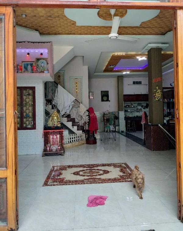 Chủ cần bán Nhà mặt phố 117m²