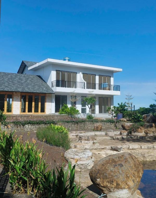 Cần bán Biệt thự nghỉ dưỡng 180m²