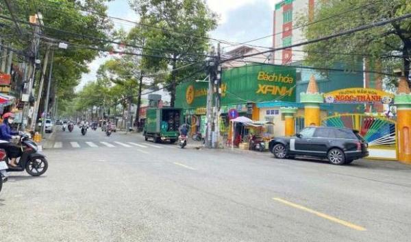 Chủ cần bán Nhà trong hẻm 194m²