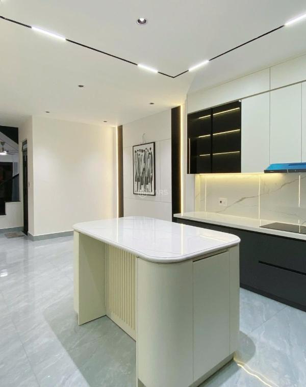 Bán nhà 3 tầng mặt tiền hải châu. ☘ đà nẵng. ngay gần sông hàn. trục kết nối chính