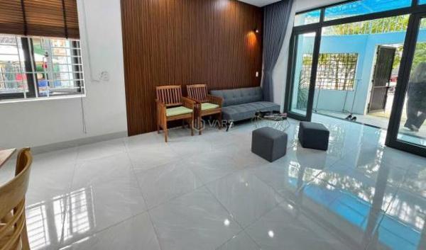 Bán Nhà mặt phố 74m²