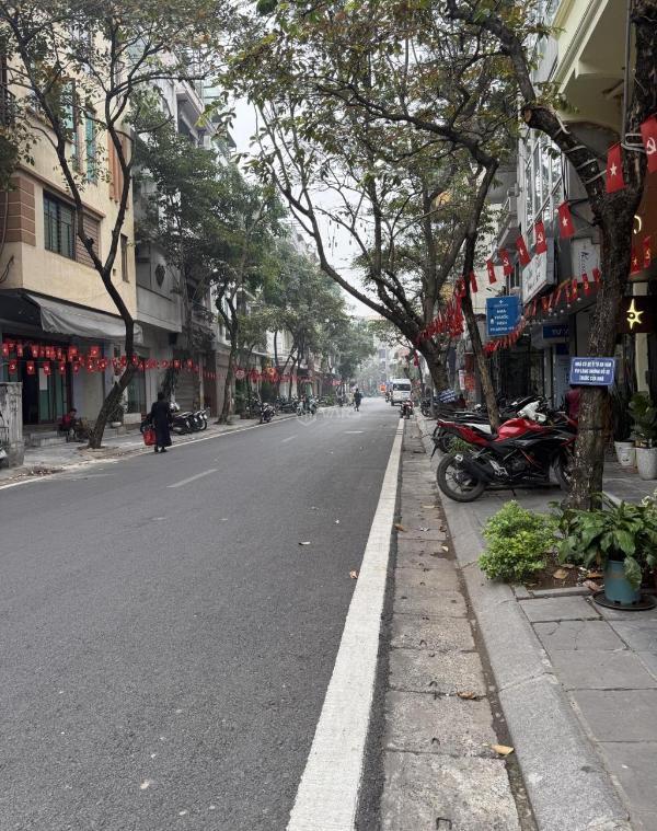 Bán nhà mặt phố sơn tây ba đình 71m2-5t mt5m 2 thoáng 58,8 tỷ có thương 🏦 lượng.