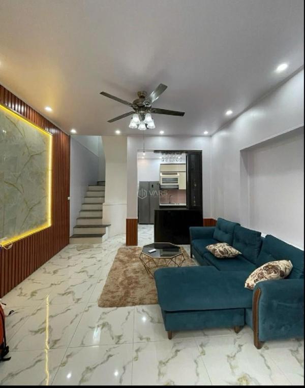 Phố kim ngưu, dt 47m2, 4tầng, không qh, chỉ 👍 180tr/m2, giá nhỉnh 8 tỷ