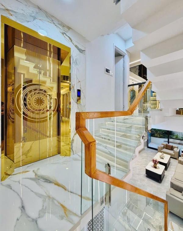 Nhà phố 1 ☘ trệt 2 lầu mới tinh thiết kế hiện đại vị trí đắc địa