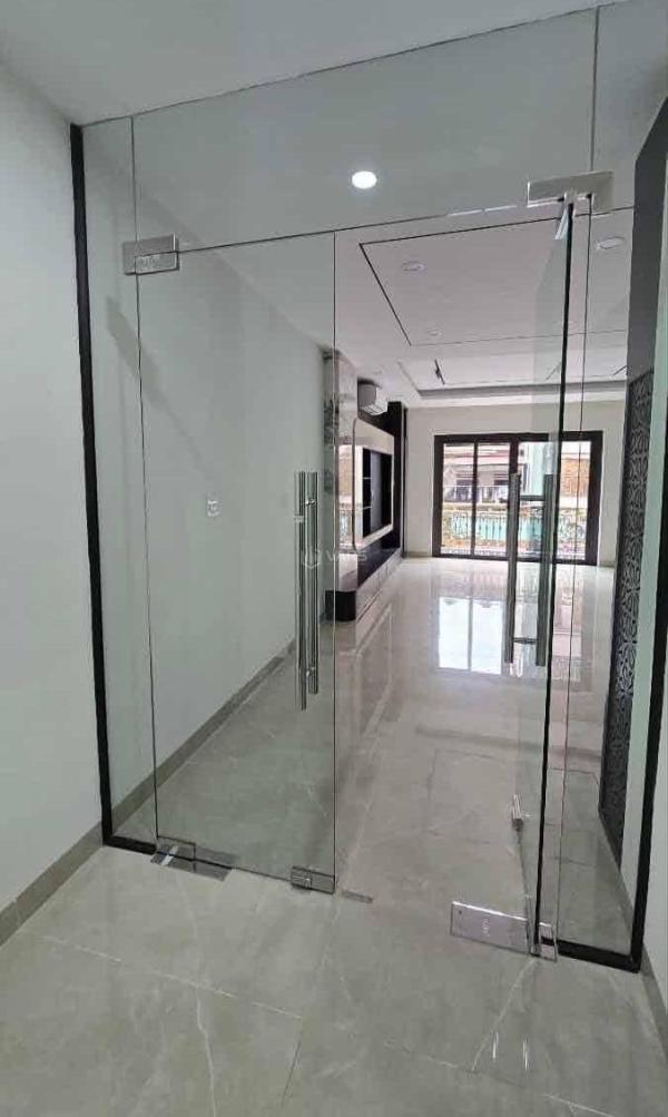 Nhà xây mới kinh doanh, thang máy- mặt đường nguyễn 🌊 đức cảnh- 60m2* 5 tầng- 18.5